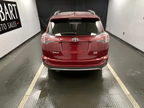 More photos of 2018 Toyota RAV4 at Hobart Auto Sales, IN