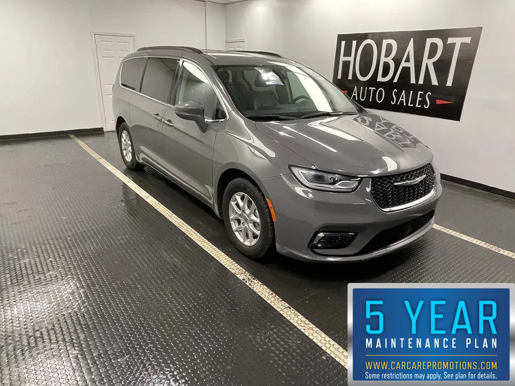 2022 Chrysler Pacifica Touring L for sale in Hobart, IN