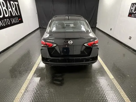 More photos of 2022 Nissan Versa SV at Hobart Auto Sales, IN