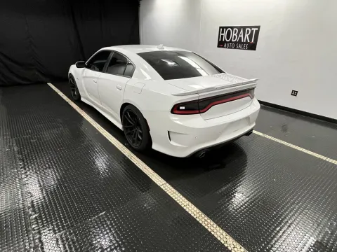 More photos of 2019 Dodge Charger R/T at Hobart Auto Sales, IN
