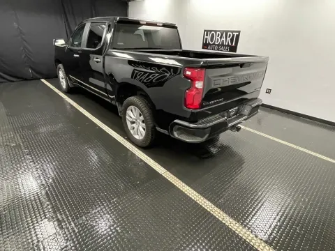 More photos of 2022 Chevrolet Silverado 1500 LTD Custom at Hobart Auto Sales, IN