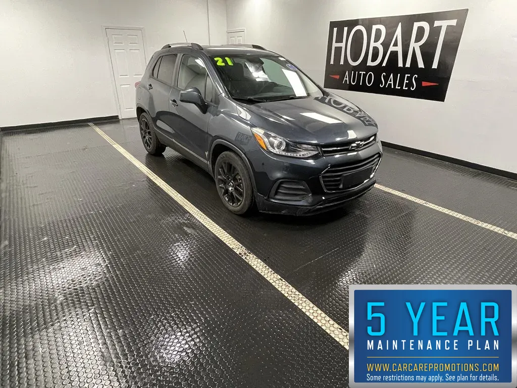 Gray 2021 Chevrolet Trax LT for sale in Hobart, IN