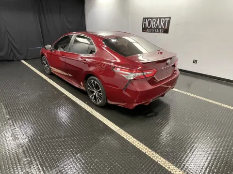 More photos of 2018 Toyota Camry at Hobart Auto Sales, IN