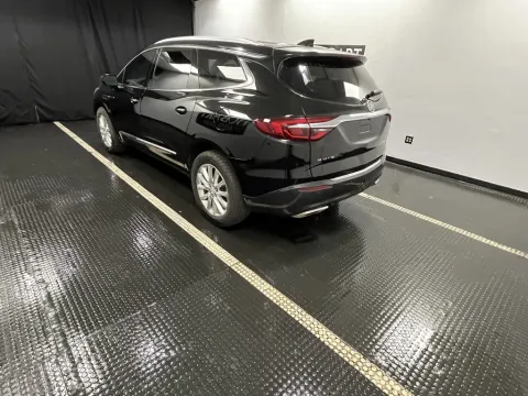 More photos of 2018 Buick Enclave Premium at Hobart Auto Sales, IN