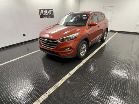 Another view of 2016 Hyundai Tucson SE for sale in Hobart, IN at Hobart Auto Sales
