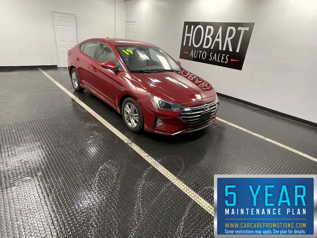 Red 2019 Hyundai Elantra SEL for sale in Hobart, IN