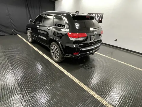 More photos of 2018 Jeep Grand Cherokee Overland at Hobart Auto Sales, IN