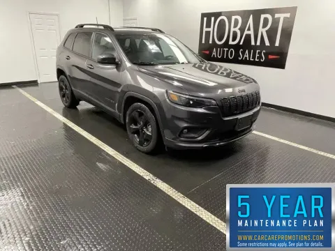 Gray 2020 Jeep Cherokee Altitude for sale in Hobart, IN