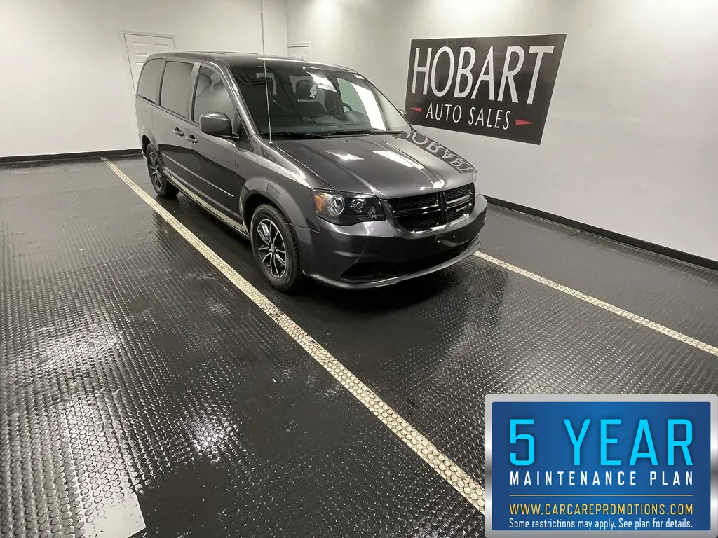 Gray 2017 Dodge Grand Caravan SE Plus for sale in Hobart, IN