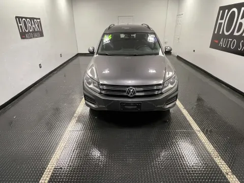 Photos of 2016 Volkswagen Tiguan for sale in Hobart, IN at Hobart Auto Sales