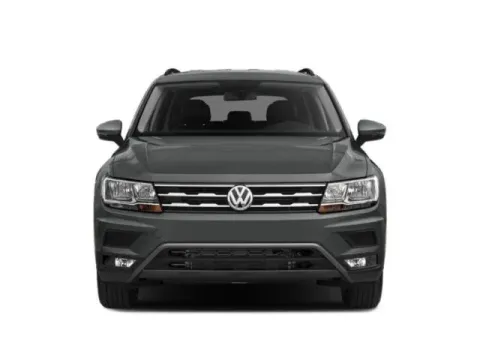 More photos of 2018 Volkswagen Tiguan at Hobart Auto Sales, IN