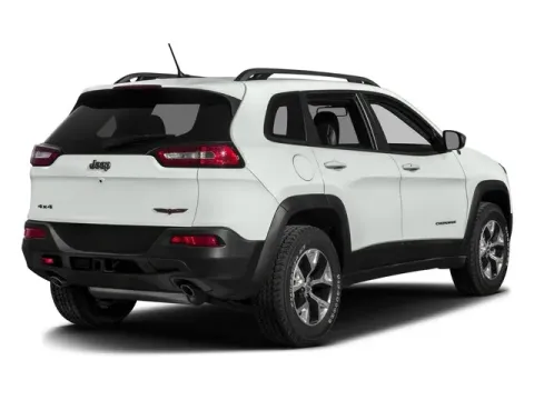 More photos of 2016 Jeep Cherokee Trailhawk at Hobart Auto Sales, IN