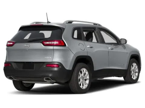 More photos of 2015 Jeep Cherokee Latitude at Hobart Auto Sales, IN