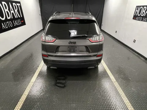 More photos of 2019 Jeep Cherokee Altitude at Hobart Auto Sales, IN