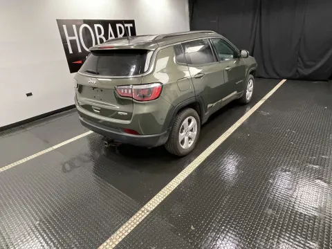 More photos of 2018 Jeep Compass Latitude at Hobart Auto Sales, IN