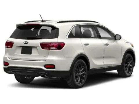 More photos of 2020 Kia Sorento L at Hobart Auto Sales, IN