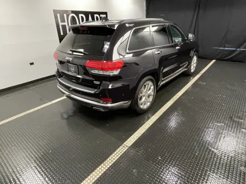 More photos of 2019 Jeep Grand Cherokee Summit at Hobart Auto Sales, IN