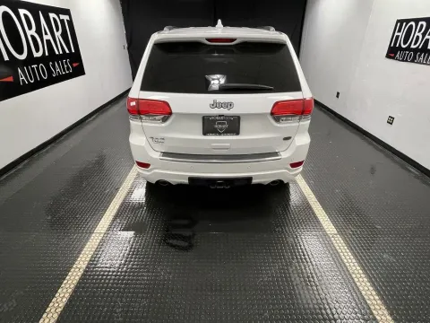 More photos of 2017 Jeep Grand Cherokee Overland at Hobart Auto Sales, IN