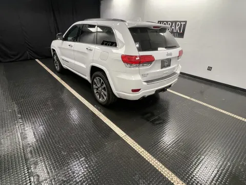 More photos of 2017 Jeep Grand Cherokee Overland at Hobart Auto Sales, IN