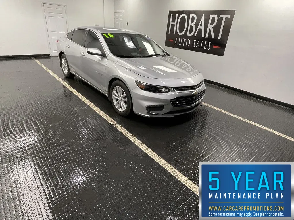 Silver 2016 Chevrolet Malibu LT for sale in Hobart, IN