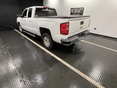 More photos of 2018 Chevrolet Silverado 1500 LT at Hobart Auto Sales, IN