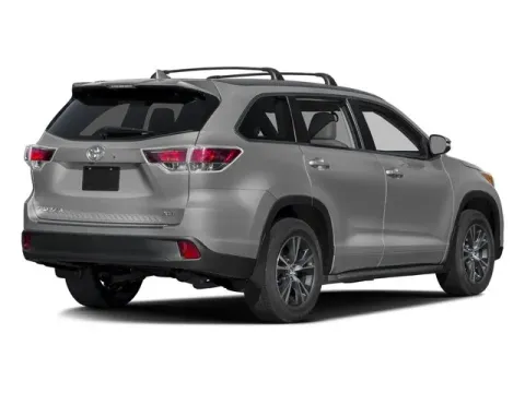 Photos of 2016 Toyota Highlander XLE for sale in Hobart, IN at Hobart Auto Sales