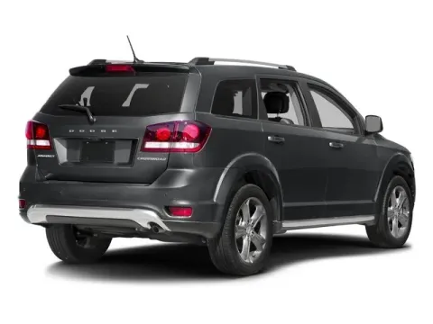 More photos of 2017 Dodge Journey Crossroad Plus at Hobart Auto Sales, IN