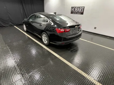 More photos of 2023 Chevrolet Malibu LT at Hobart Auto Sales, IN