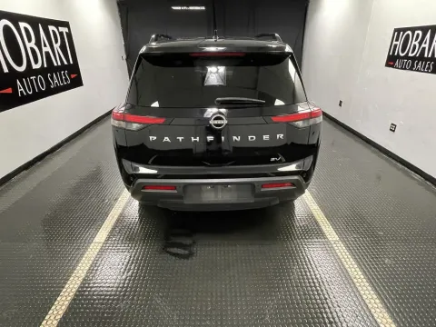 More photos of 2023 Nissan Pathfinder SV at Hobart Auto Sales, IN