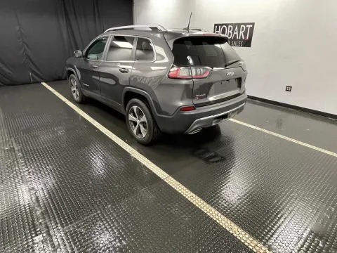 More photos of 2019 Jeep Cherokee Limited at Hobart Auto Sales, IN