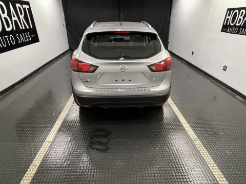 More photos of 2018 Nissan Rogue Sport SV at Hobart Auto Sales, IN