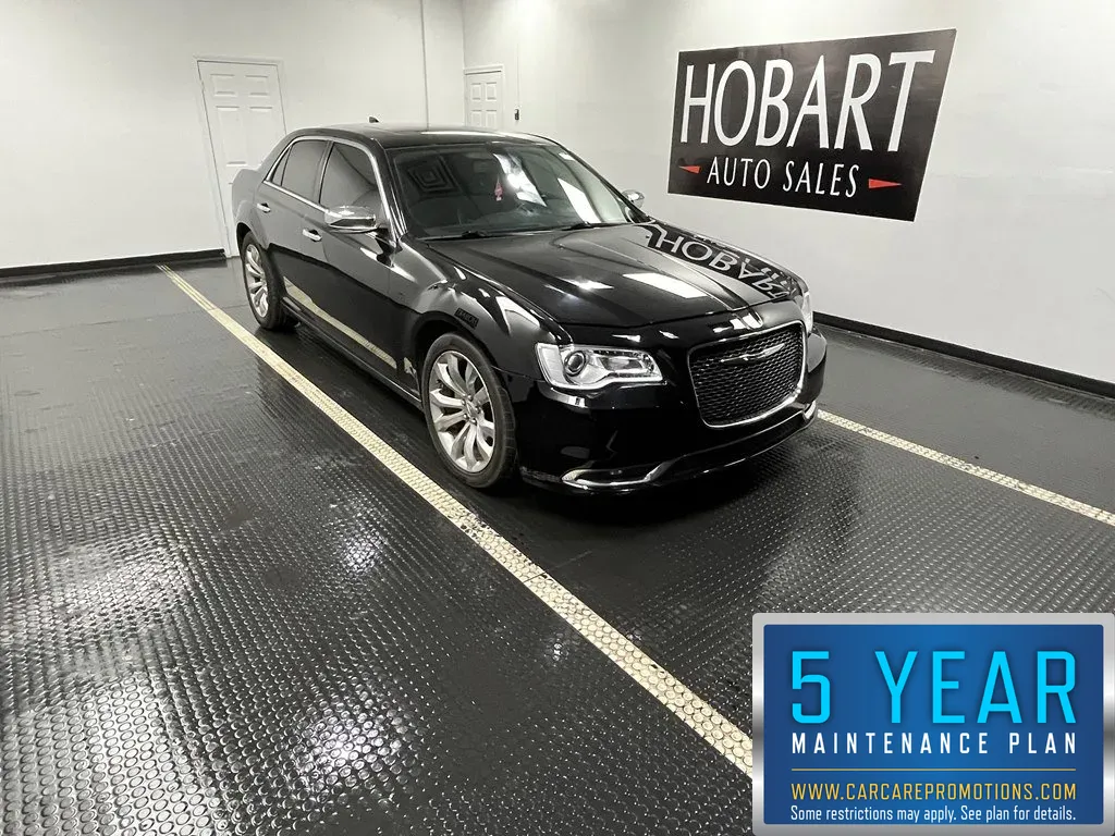 Black 2019 Chrysler 300 Limited for sale in Hobart, IN