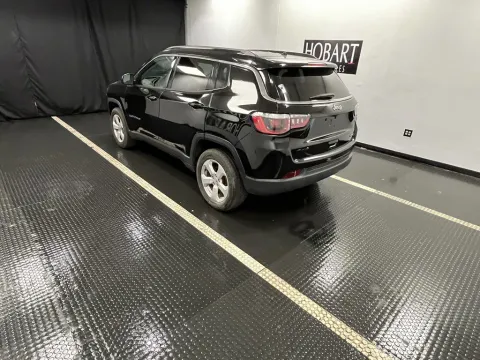 More photos of 2018 Jeep Compass Latitude at Hobart Auto Sales, IN