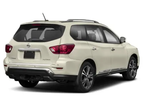More photos of 2018 Nissan Pathfinder Platinum at Hobart Auto Sales, IN