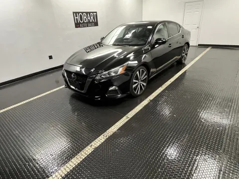 Another view of 2019 Nissan Altima 2.5 SR for sale in Hobart, IN at Hobart Auto Sales