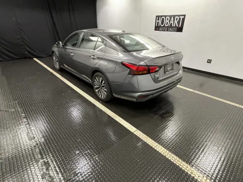 More photos of 2024 Nissan Altima 2.5 SV at Hobart Auto Sales, IN