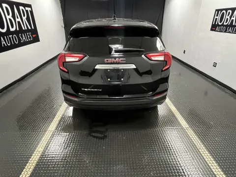 More photos of 2024 GMC Terrain SLE at Hobart Auto Sales, IN