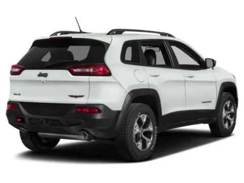 More photos of 2015 Jeep Cherokee Trailhawk at Hobart Auto Sales, IN