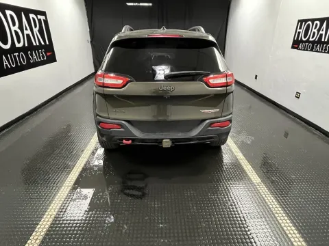 More photos of 2015 Jeep Cherokee Trailhawk at Hobart Auto Sales, IN