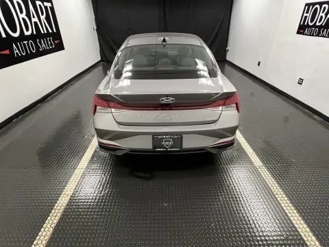 More photos of 2023 Hyundai Elantra Limited at Hobart Auto Sales, IN