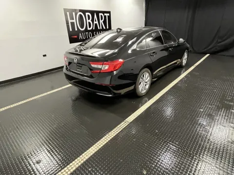 More photos of 2018 Honda Accord Sedan LX 1.5T at Hobart Auto Sales, IN