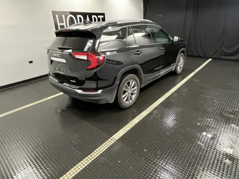 More photos of 2024 GMC Terrain SLT at Hobart Auto Sales, IN