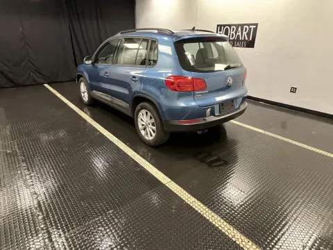 More photos of 2017 Volkswagen TIGUAN at Hobart Auto Sales, IN