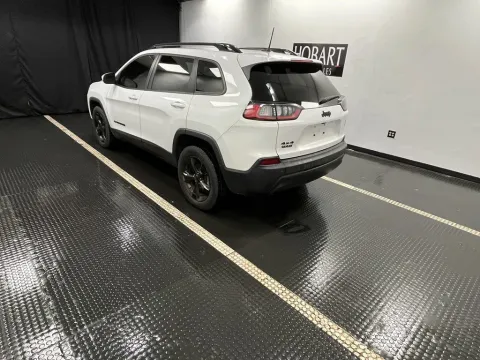 More photos of 2020 Jeep Cherokee Altitude at Hobart Auto Sales, IN