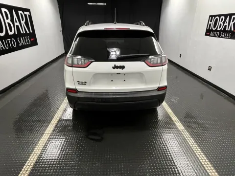 More photos of 2020 Jeep Cherokee Altitude at Hobart Auto Sales, IN
