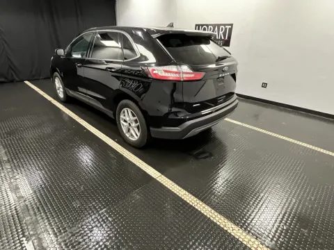 More photos of 2023 Ford Edge at Hobart Auto Sales, IN