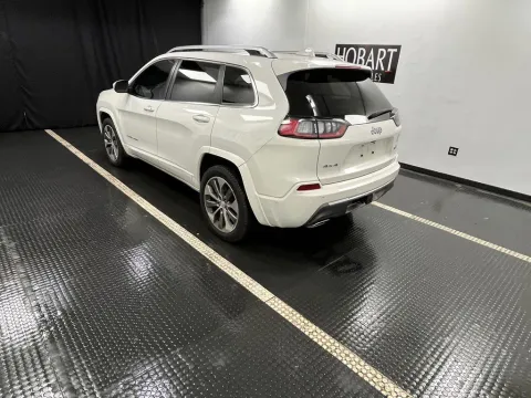 More photos of 2019 Jeep Cherokee Overland at Hobart Auto Sales, IN