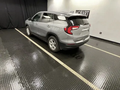 More photos of 2024 GMC Terrain SLE at Hobart Auto Sales, IN