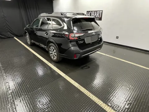 More photos of 2022 Subaru Outback Premium at Hobart Auto Sales, IN