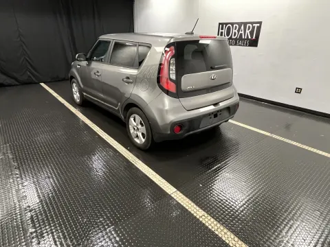 More photos of 2017 Kia Soul at Hobart Auto Sales, IN